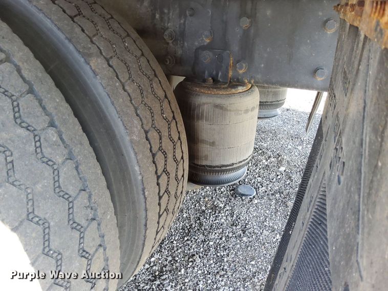 image for item KW9030 2014 International 4300 SBA  box truck