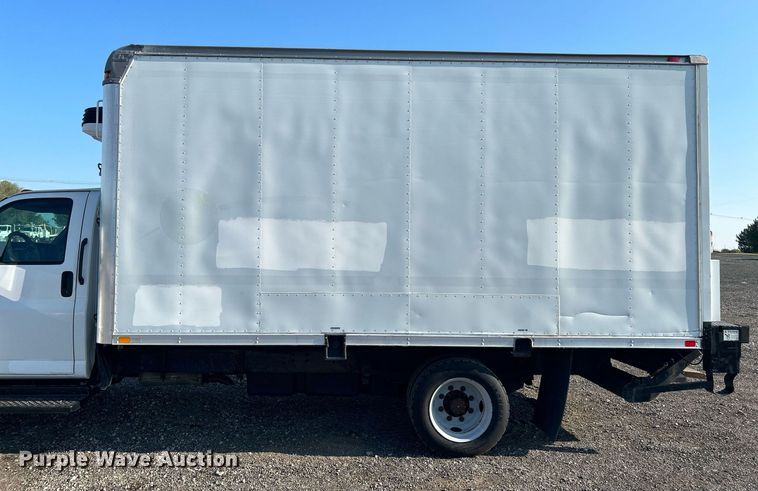 image for item KW9031 2003 Chevrolet C4500  refrigerated truck