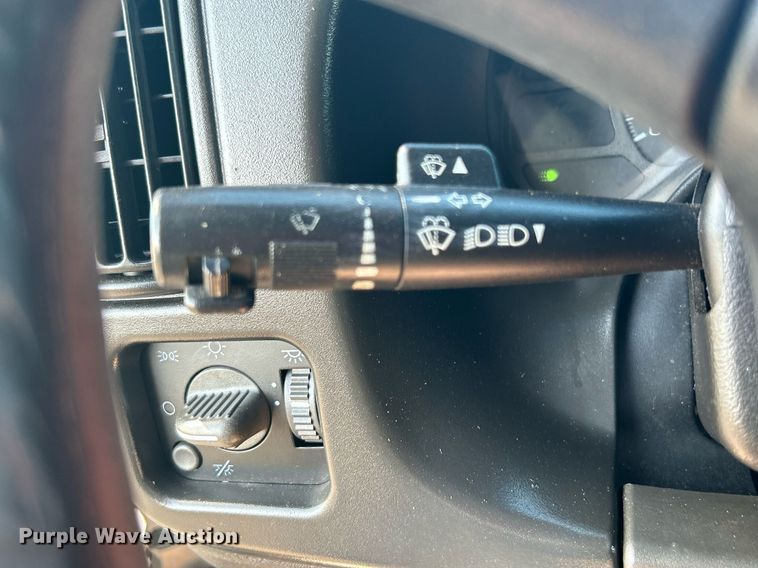 image for item KW9031 2003 Chevrolet C4500  refrigerated truck