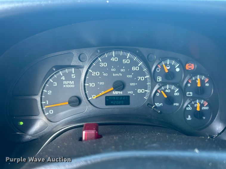 image for item KW9031 2003 Chevrolet C4500  refrigerated truck