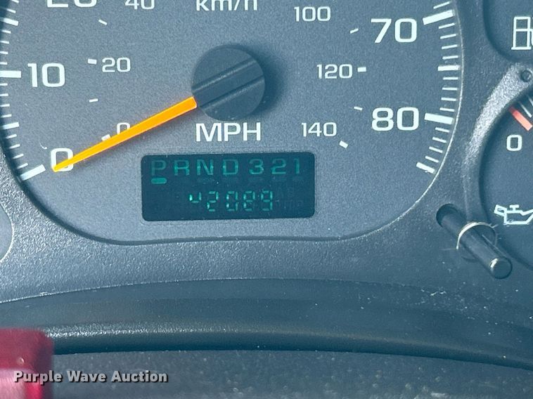 image for item KW9031 2003 Chevrolet C4500  refrigerated truck