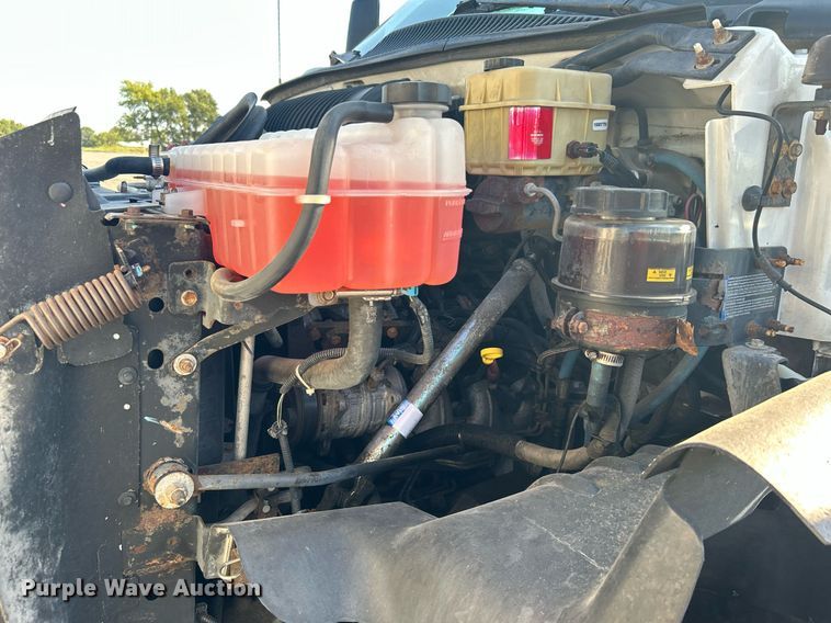 image for item KW9031 2003 Chevrolet C4500  refrigerated truck