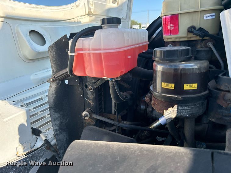 image for item KW9031 2003 Chevrolet C4500  refrigerated truck