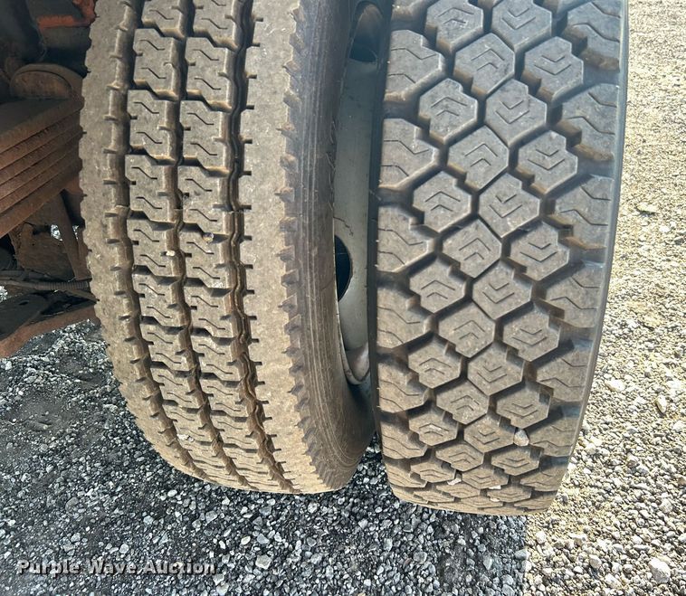 image for item KW9031 2003 Chevrolet C4500  refrigerated truck