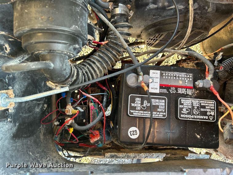 image for item KW9035 EZGO Express S4  golf cart