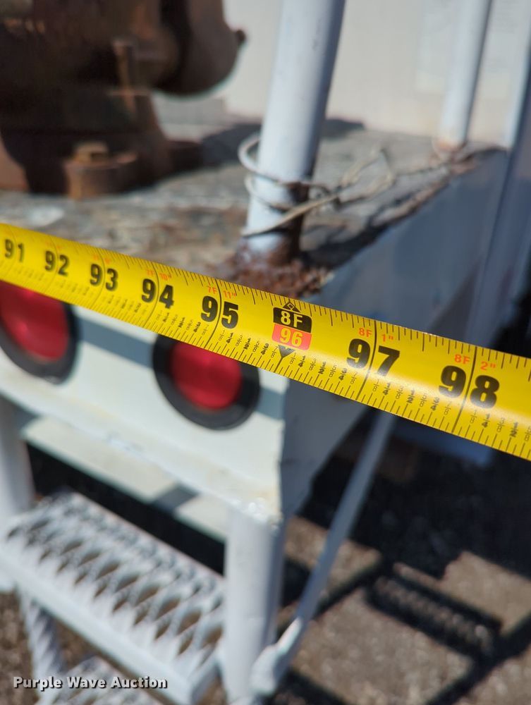 image for item KW9040 2005 Ford F750 Super Duty  bucket truck