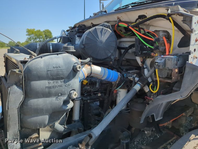 image for item KW9040 2005 Ford F750 Super Duty  bucket truck