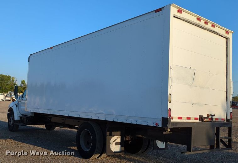 image for item KW9050 2006 Ford F750 Super Duty  box truck