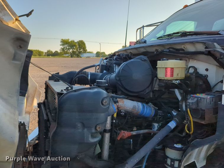 image for item KW9050 2006 Ford F750 Super Duty  box truck