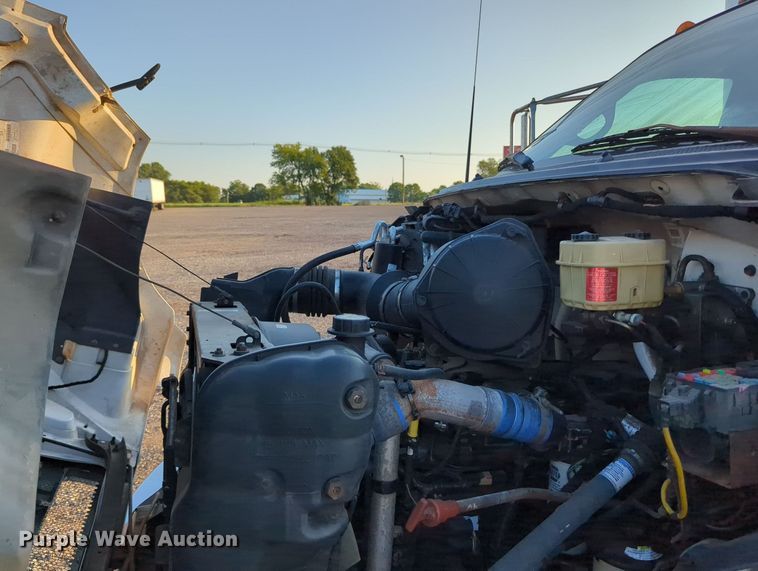 image for item KW9050 2006 Ford F750 Super Duty  box truck