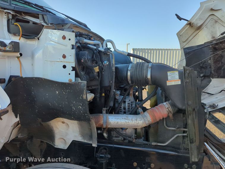 image for item KW9050 2006 Ford F750 Super Duty  box truck