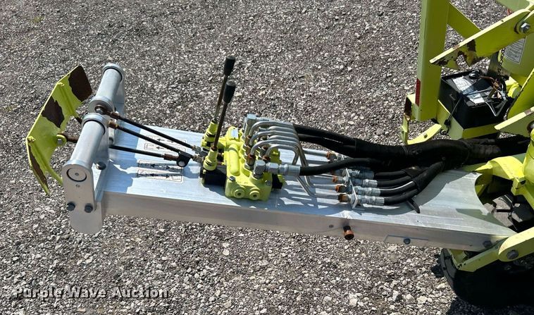 image for item KW9053 2013 Donkey Burro B18-3K  forklift