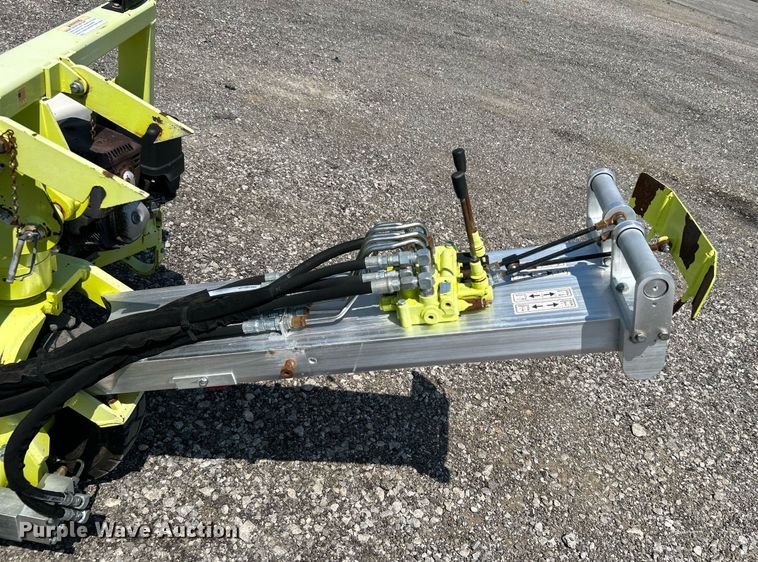 image for item KW9053 2013 Donkey Burro B18-3K  forklift