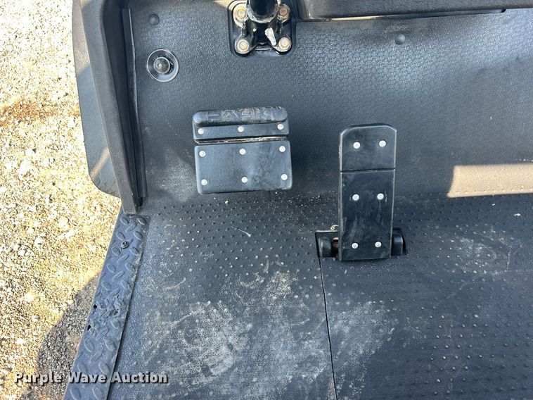 image for item KW9059 EZGO Express S4  golf cart