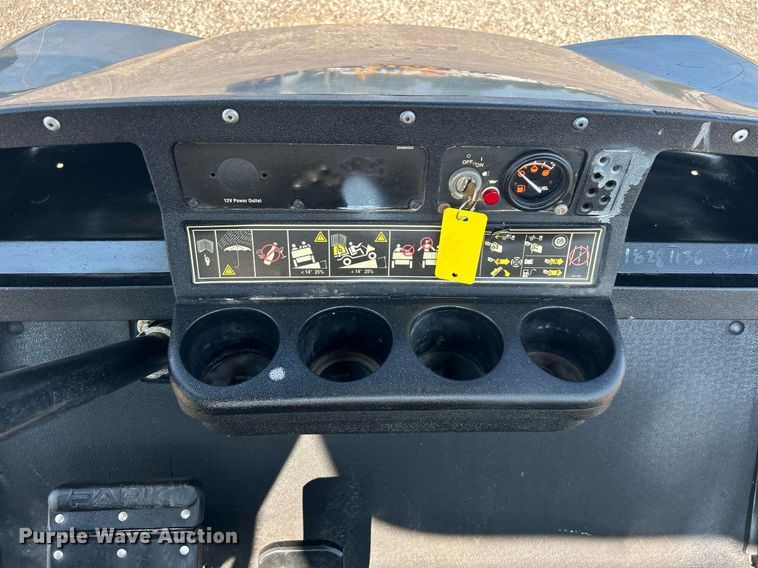 image for item KW9059 EZGO Express S4  golf cart