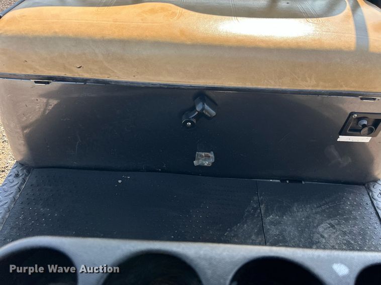 image for item KW9059 EZGO Express S4  golf cart