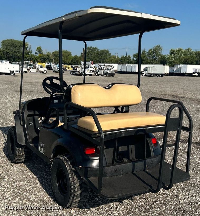 image for item KW9062 EZGO Express S4  golf cart