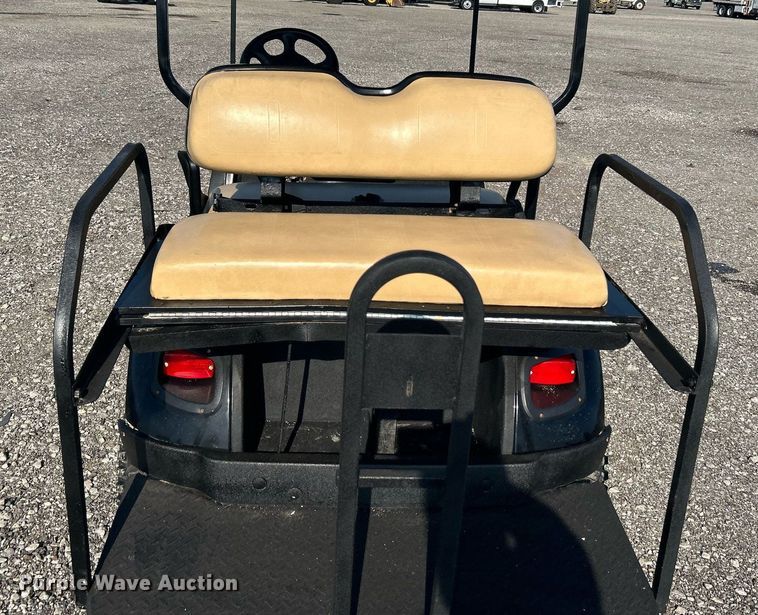 image for item KW9062 EZGO Express S4  golf cart