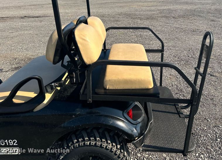 image for item KW9062 EZGO Express S4  golf cart
