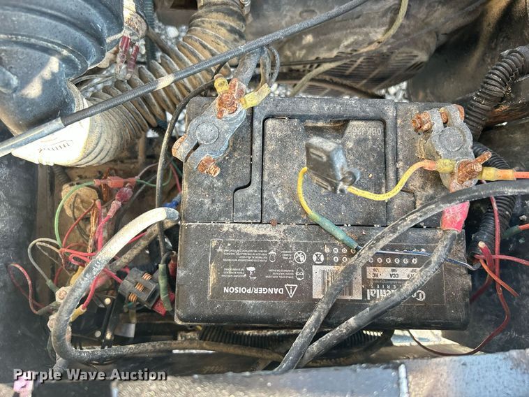 image for item KW9062 EZGO Express S4  golf cart