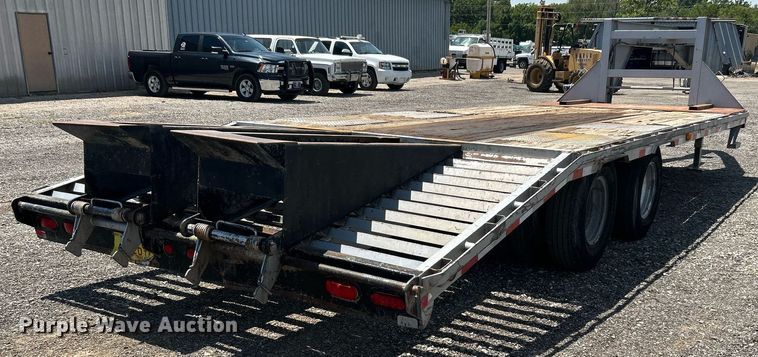 image for item KW9107 2012 Big Tex 22GN-20+5 equipment trailer