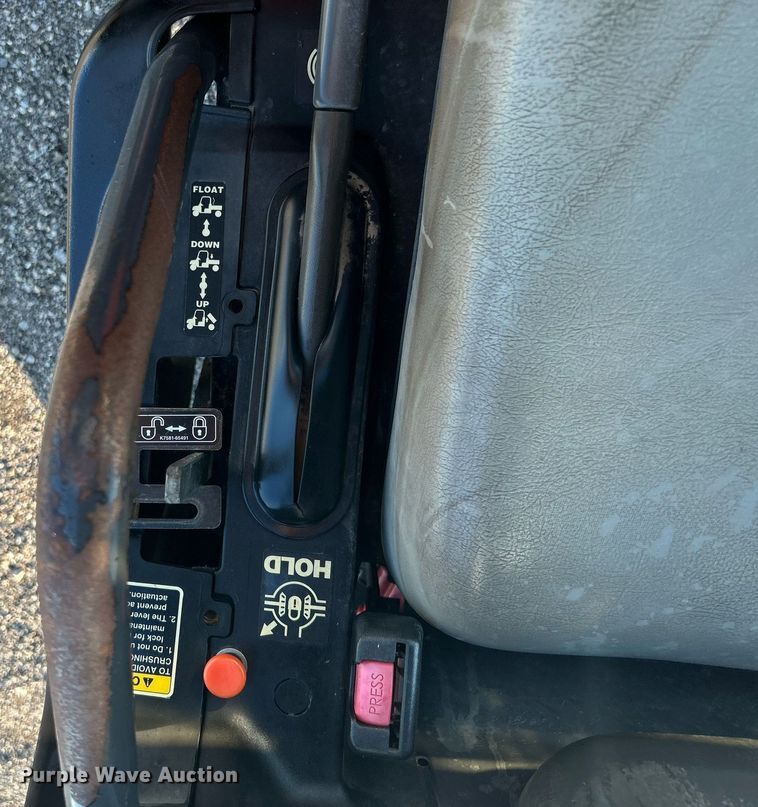 image for item KW9195 2013 Kubota RTV900  utility vehicle