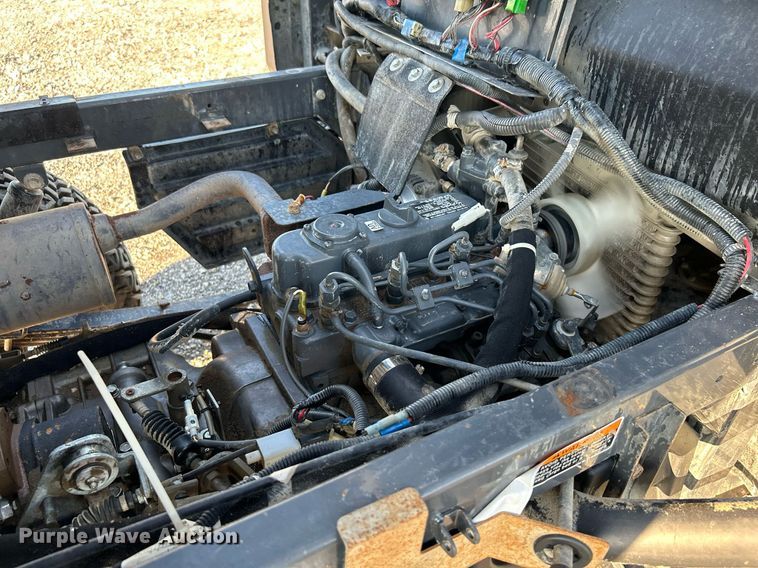 image for item KW9195 2013 Kubota RTV900  utility vehicle