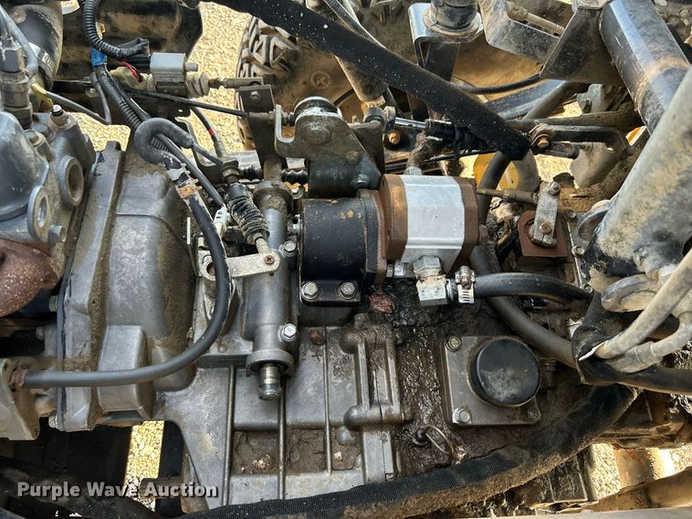 image for item KW9195 2013 Kubota RTV900  utility vehicle