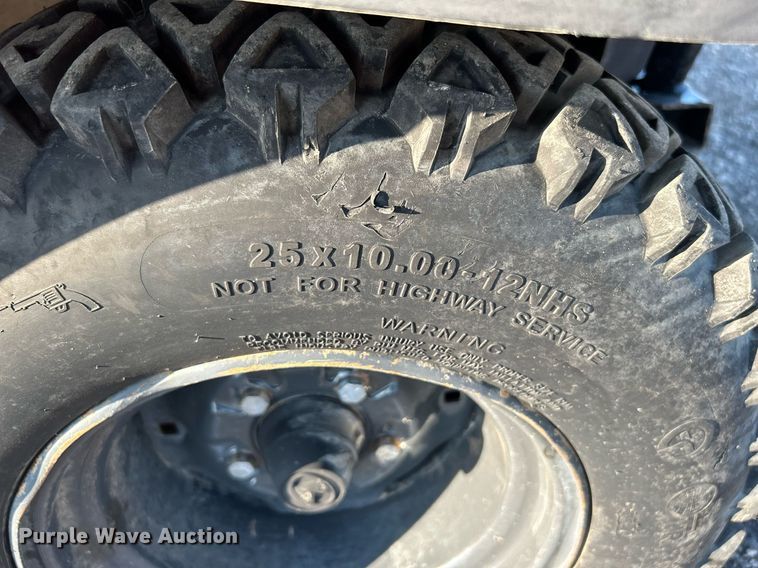 image for item KW9195 2013 Kubota RTV900  utility vehicle