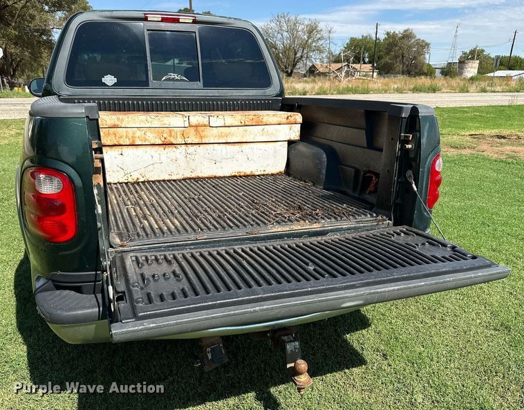 image for item KX9759 2001 Ford F150  SuperCrew pickup truck