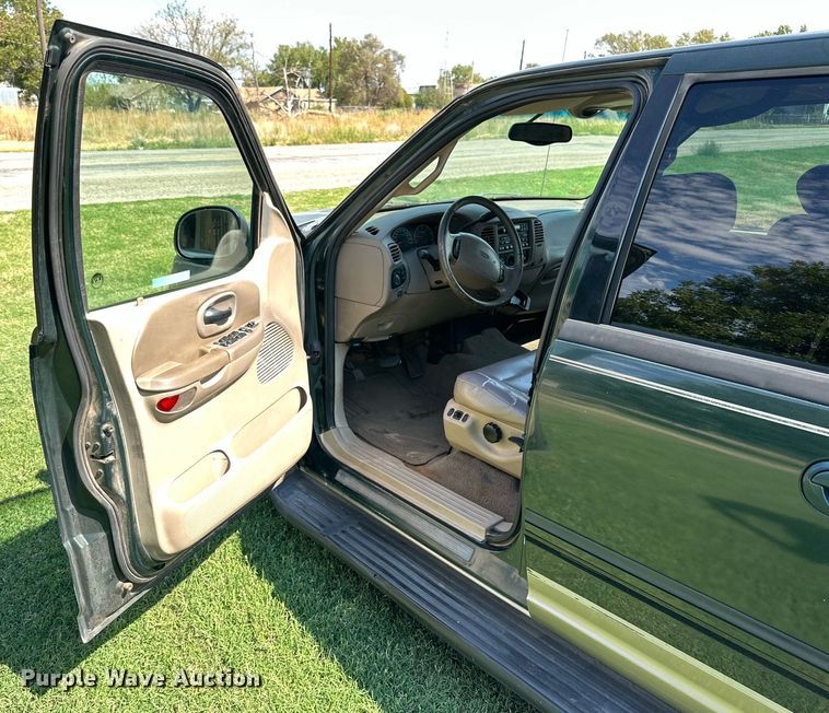 image for item KX9759 2001 Ford F150  SuperCrew pickup truck