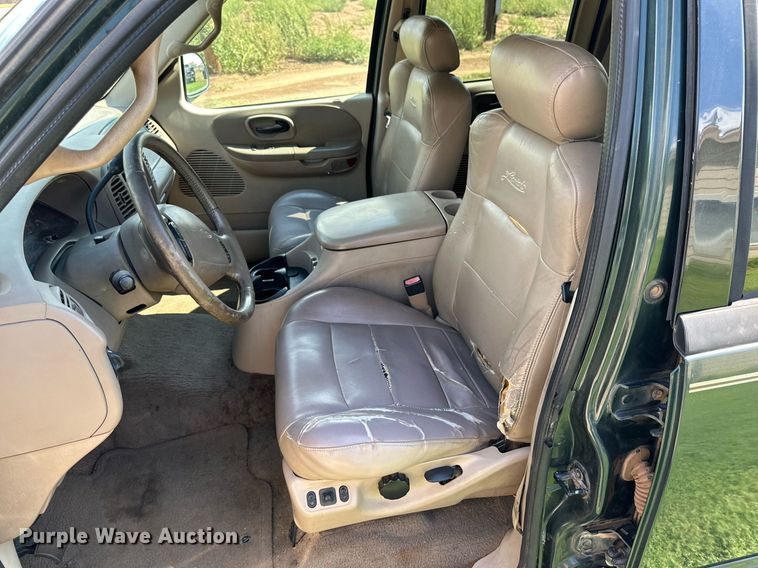 image for item KX9759 2001 Ford F150  SuperCrew pickup truck