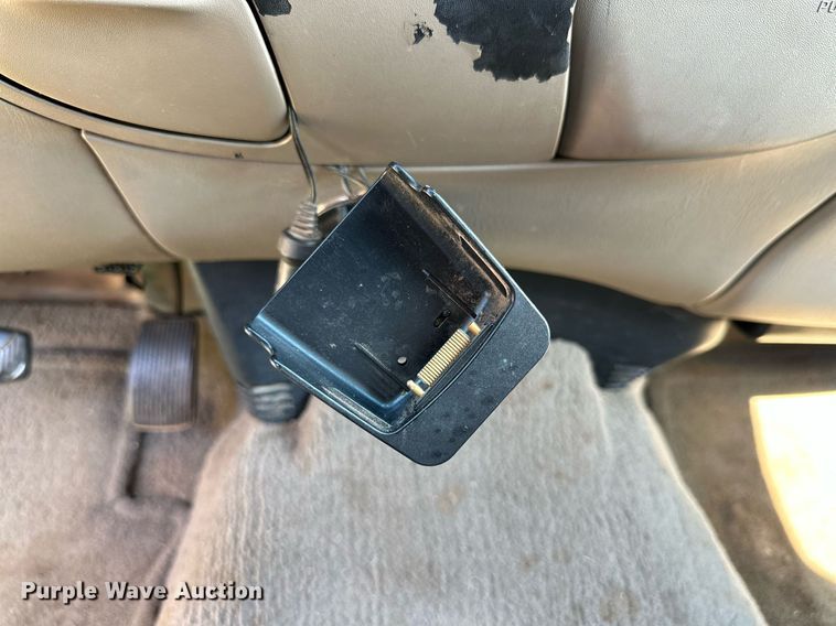 image for item KX9759 2001 Ford F150  SuperCrew pickup truck