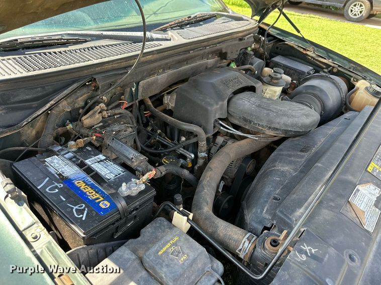 image for item KX9759 2001 Ford F150  SuperCrew pickup truck