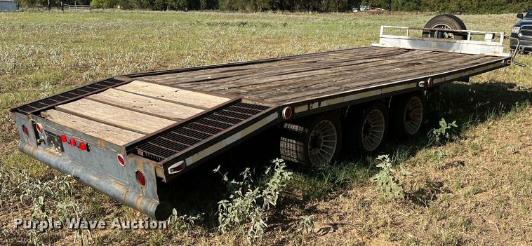image for item LF9468 2000 Shop built  equipment trailer