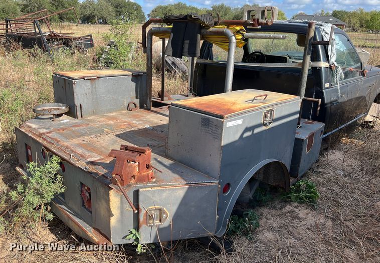 image for item LF9470 8' L welding bed