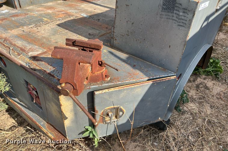 image for item LF9470 8' L welding bed