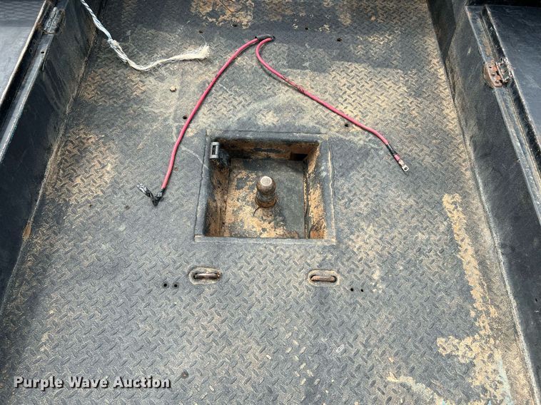 image for item LF9478 2012 Dodge Ram 3500HD  Crew Cab flatbed pickup truck