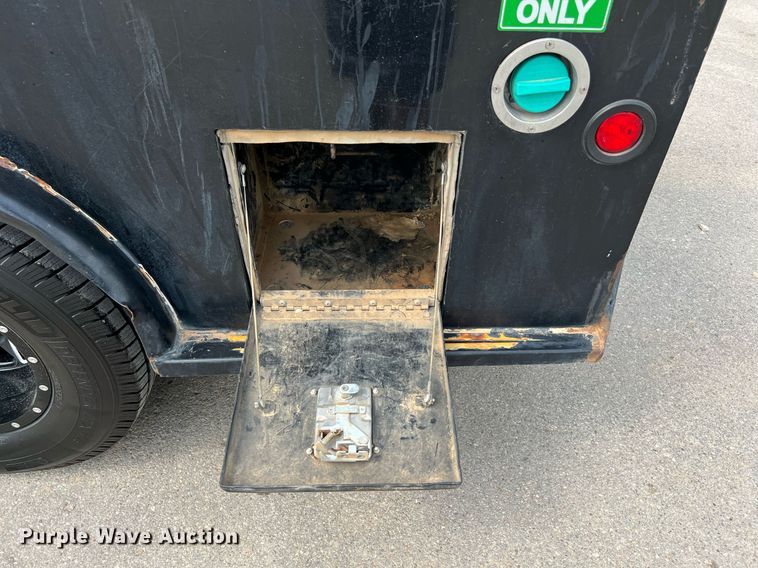 image for item LF9478 2012 Dodge Ram 3500HD  Crew Cab flatbed pickup truck