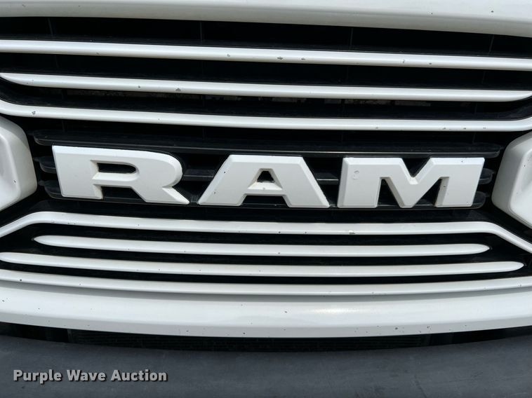 image for item LF9478 2012 Dodge Ram 3500HD  Crew Cab flatbed pickup truck