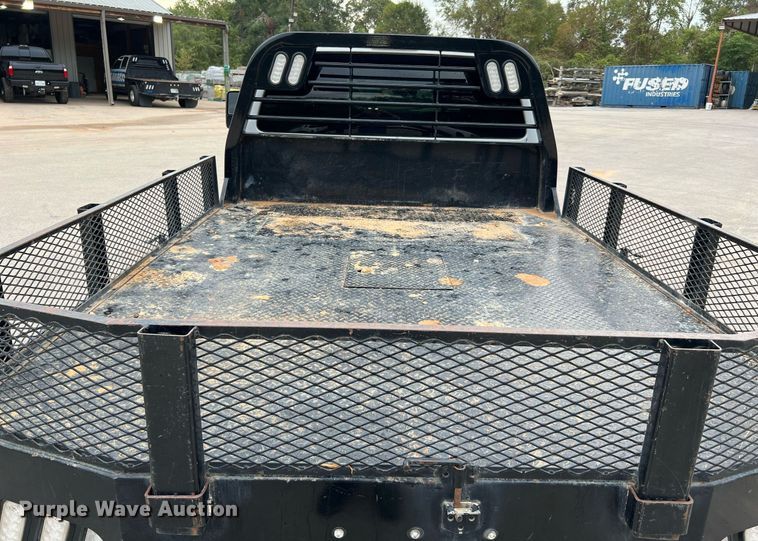 image for item LF9479 2015 Ford F250 Super Duty XLT  SuperCab flatbed pickup truck