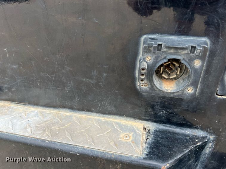 image for item LF9479 2015 Ford F250 Super Duty XLT  SuperCab flatbed pickup truck