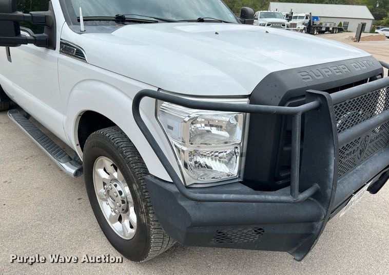 image for item LF9479 2015 Ford F250 Super Duty XLT  SuperCab flatbed pickup truck