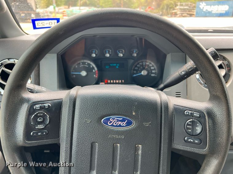 image for item LF9479 2015 Ford F250 Super Duty XLT  SuperCab flatbed pickup truck