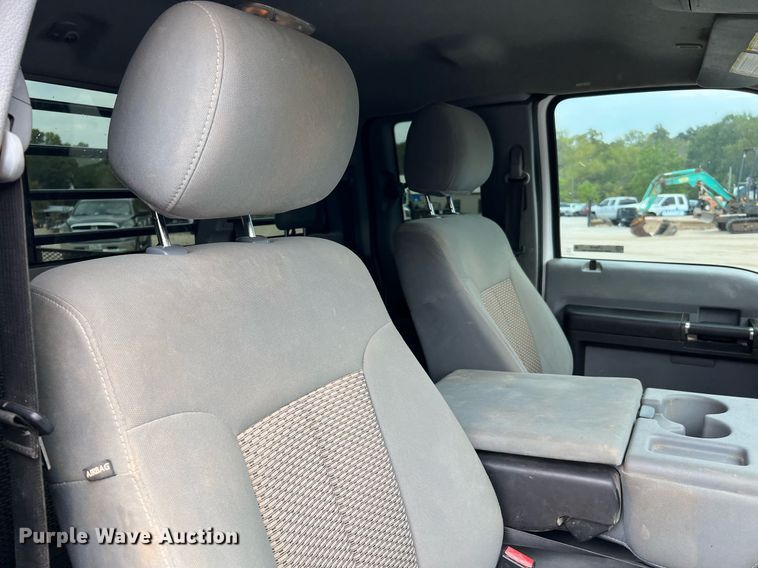 image for item LF9479 2015 Ford F250 Super Duty XLT  SuperCab flatbed pickup truck