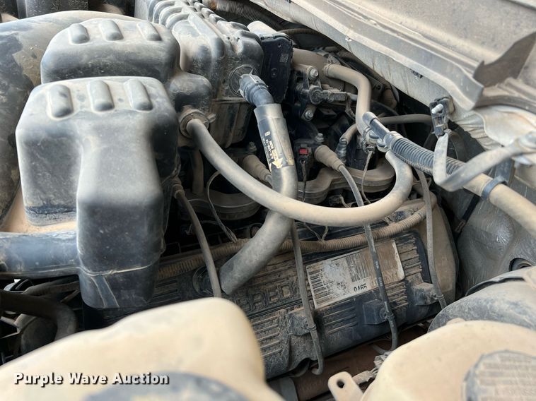 image for item LF9479 2015 Ford F250 Super Duty XLT  SuperCab flatbed pickup truck