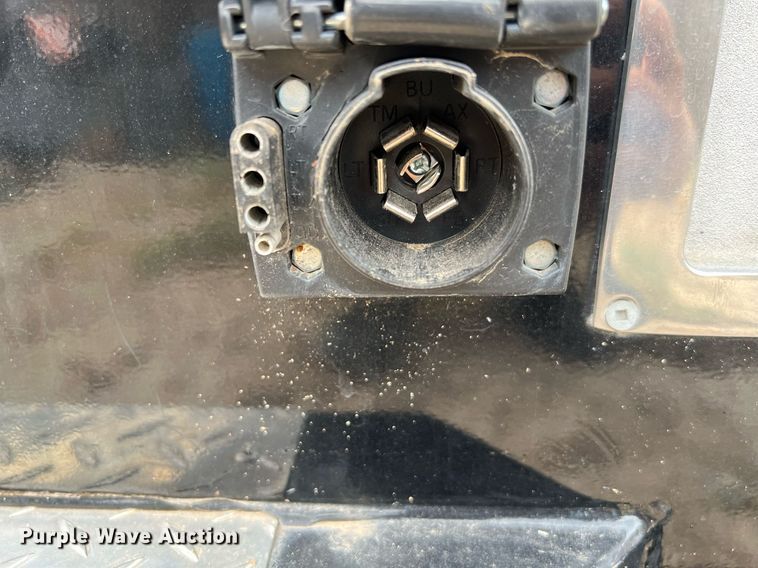 image for item LF9483 CM Truck Beds ER-01973842THNG  flatbed