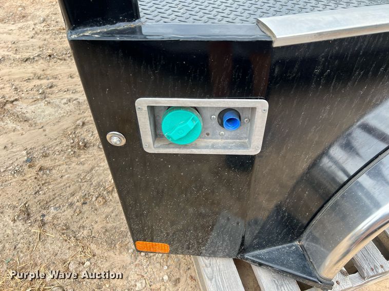 image for item LF9483 CM Truck Beds ER-01973842THNG  flatbed