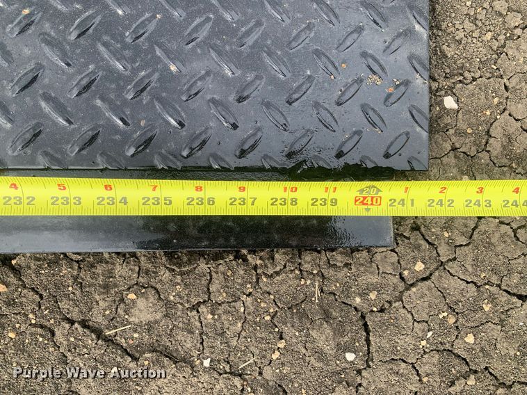 image for item LH9773 2023 Shop made 30000 ramp Shop built portable loading ramp