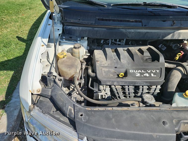 image for item LM9139 2015 Dodge Journey  SUV